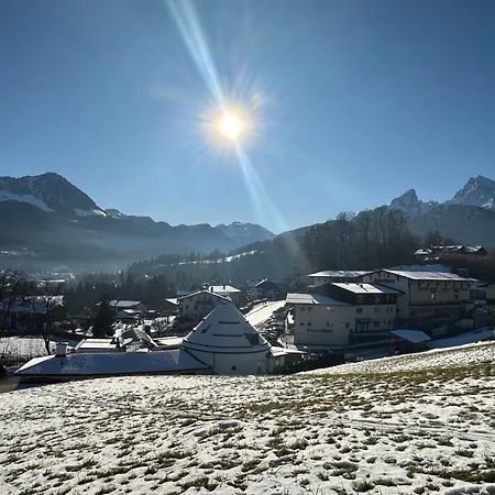 Alpine Apartements Maximilian Apartahotel 3*