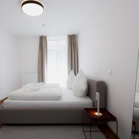 Alpine Apartements Maximilian Apartahotel 3*
