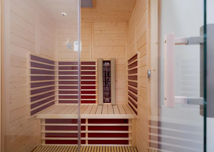 Alpine Apartements Maximilian Aparthotel 3*