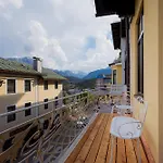 Alpine Apartements Maximilian 아파트호텔
