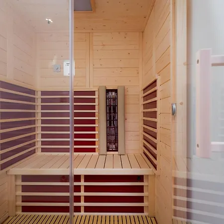 Alpine Apartements Maximilian Aparthotel *