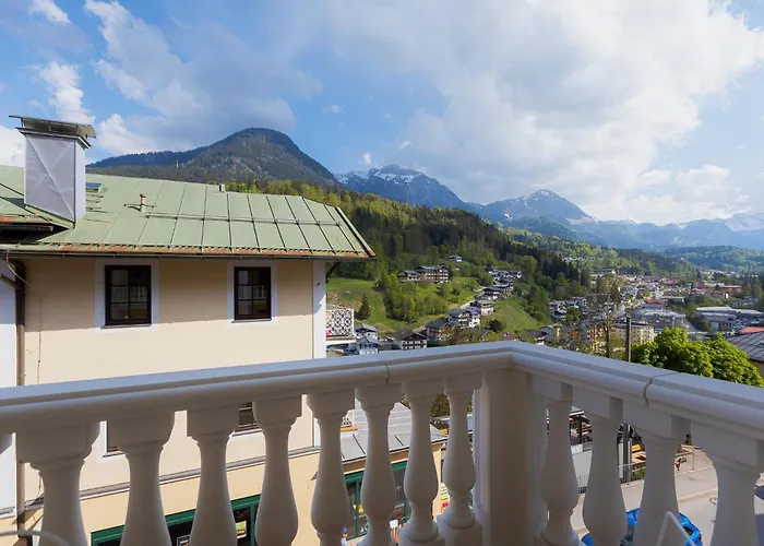 Alpine Apartements Maximilian Aparthotel 3*