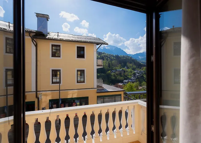 Alpine Apartements Maximilian Aparthotel 3*